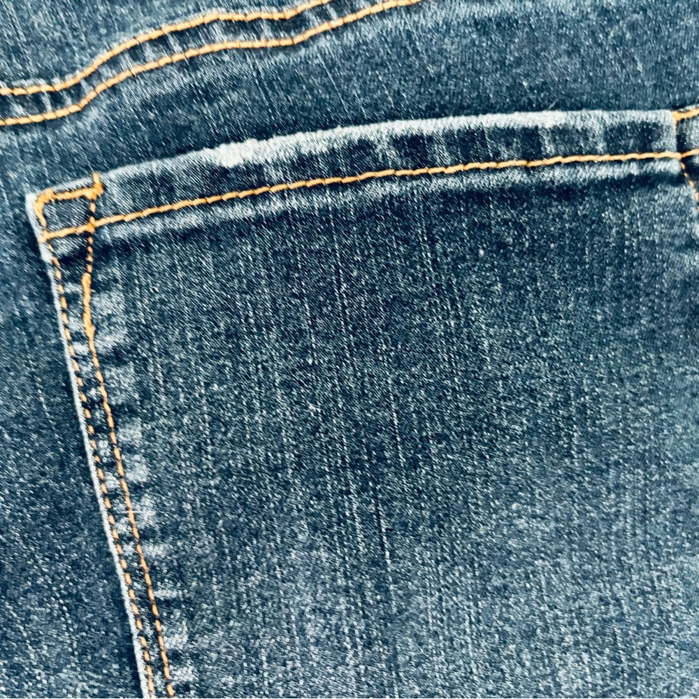 Denim Capris Length Jeans - Picture 6 of 7